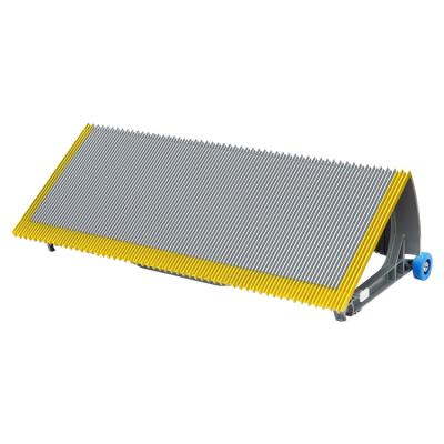 China Aluminum Escalator Parts Escalator Step / Without 3 Yellow Delimitation for sale