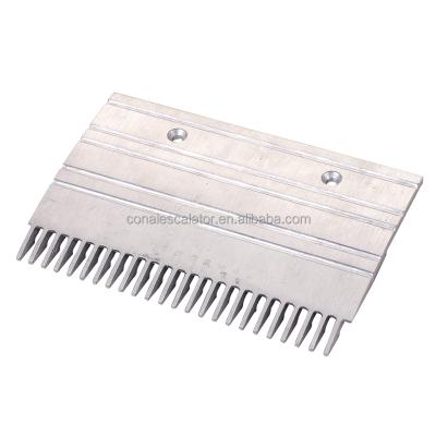 China CSK19-AC047 Escalator Escalator Spare Parts - 206.39 Mm Left Comb Plate Aluminum Non-Slip Price With 24 Teeth And 2 Holes for sale