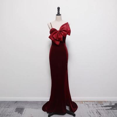 China Burgundy Velvet Vintage Spaghetti Strap Mermaid Strapless Formal Split Prom Dresses Anti-Static Bowknot Bridesmaid Dress Big High Feast New for sale