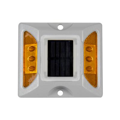 China Hot Sale 6 LED Solar Roadway Flashing Safety Traffic Lights 2 Light 2 Mode Solar Stud For Garden/Road for sale