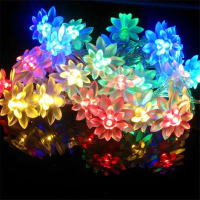 China Outdoor Christmas Decoration RGB Solar Fairy Lights Red /White Colorful Led Party 20LEDsolar Garden Light For Yard/Garden/Park for sale