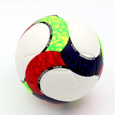 China Professional PU Training Soccer Ball Suitable For Both Outdoor And Indoor Usage zu verkaufen