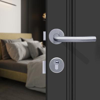 China Zhongshan Factory Good Quality Modern Solid Stainless Steel Door Lever Handle Lock for sale