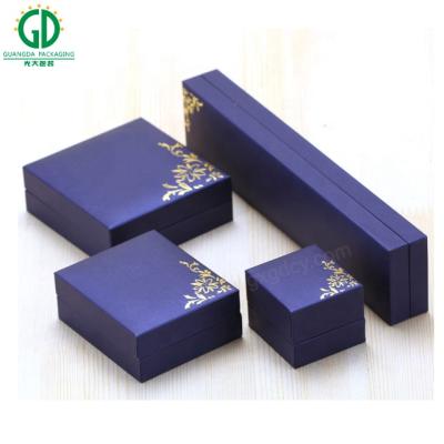 China 2019 Customs Logo Cheap Printed Paper Jewelry Recyclable Box for sale