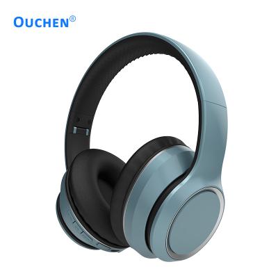 China Premium lightweight wireless 5.0 headband earphone with microphone and volume controls protable wireless headset for sale