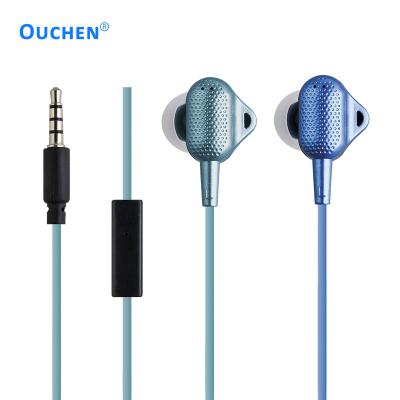 China Big In-Ear Design Plastic Cheap Colorful Wire Earphone With Microphone In Ear Earphone For OEM for sale