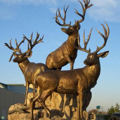 China China 2022 Custom Decor Art Life Size Animal Vivid Bronze Elk Deer Sculpture for sale