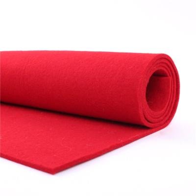 China Eco-friendly Felt Event Red Carpet Hotel Walkway Carpet Show , Wedding Nonwoven Roll Polyester Ourdoor Carpet for sale