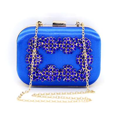 China Multifunctional New Fashion Diamond Flower Ladies Handbag Evening Royal Blue Clutch Bags For Women for sale