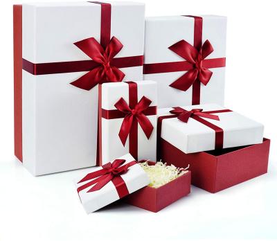 China Handmade Custom Gift Christmas Packaging Paper Box for sale