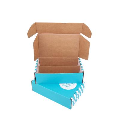 China Recyclable Custom Colored Corrugated Cardboard Packaging Box for sale