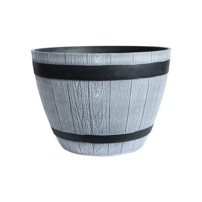 China Wholesale cheap CLASSIC 20 inch whiskey barrel pp garden large texture outdoor decorative wooden flower pot for sale