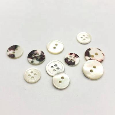 China Dry Cleaning 4 Holes Trochus Shell Shirt Buttons Sea Shell Buttons for sale