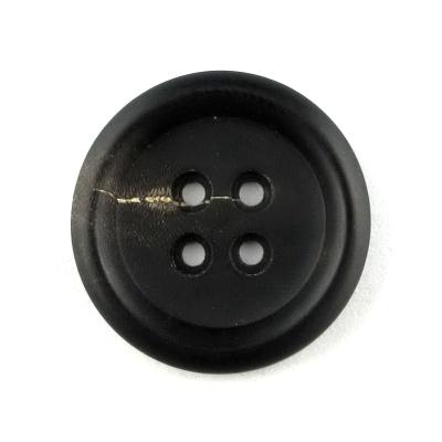 China Premium Cow Horn Dry Cleaning 4-Hole Round Button For Costumes for sale