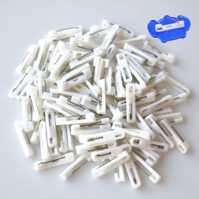 China Clog Charm 100 Pcs / Wholesale DIY PIN Bag Brooch Pins Designer Brooches Luxury Women for sale