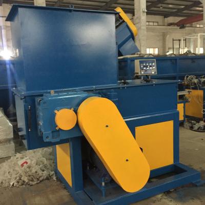 China Recycle Waste Plastic Single Shaft Shredder for sale