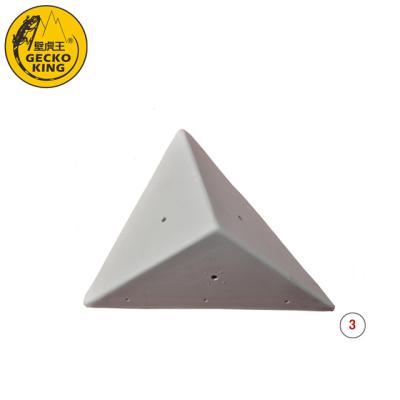 China Indoor Durable Life-like Bouldering Artificial Climbing Stone with 2-2.3 kgs Weight for sale