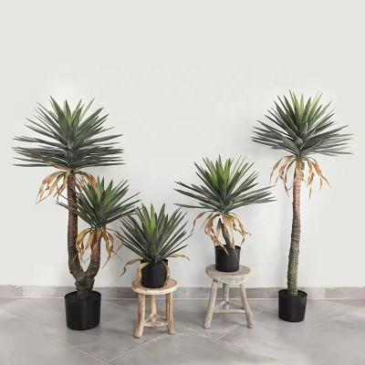 China Minimalist Indoor Handmade Plastic Fake Agave Tree Home Hall Decor Artificial Tree Plants 50/80/140/150/160cm For Sale for sale