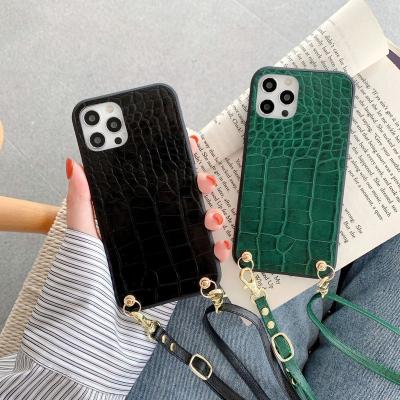 China Luxury Custom Shockproof Crocodile Pattern Cell Phone Case For Iphone 12 Bags And 13pro Cell Phone Cases For Women Diagonal Bag Phone Case for sale