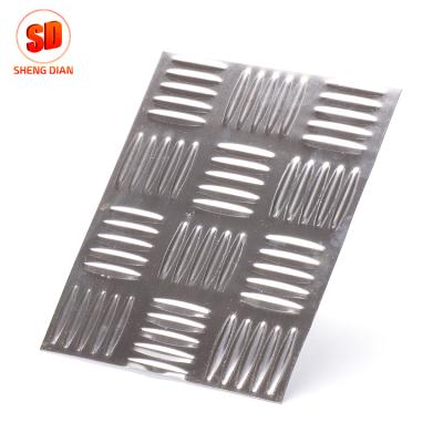 China Decoration Building Materials Embossed Non Slip Stainless Steel Anti Slip Sheet/201 Stainless Steel Sheet for sale