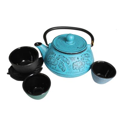 China Sustainable japanese tetsubin cast iron teapots with stainless steel strainer for sale