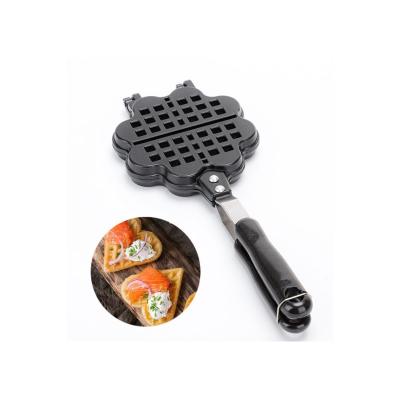 China Viable Die Casting Flower Shape Aluminum Nonstick Waffle Pan for sale