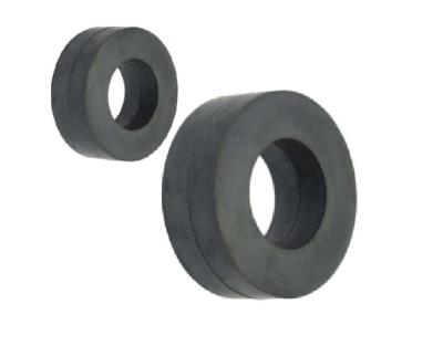 China Kundengebundener Ferrit-Ring Speaker Magnets 6Fe2O3 Y35 Y30 keramischer Donut-Magnet zu verkaufen