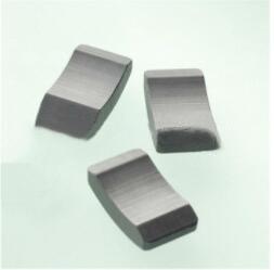 China Farbige Ferrit-Segment-Magnet-Holzkohle Gray Anti Corrosion Coating zu verkaufen