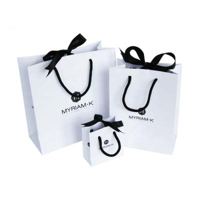 China Custom Logo Printed Hair Wig Packaging Gift Small Jewelry Retail Recyclable White Retail Carrier Gift Shopping Paper Bag With Handle for sale