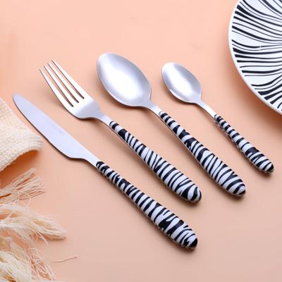 China Wholesale Hot Selling Viable Silverware Cutlery Flatware Amazon Zebra Pattern Durable Custom Plastic Design Handle Silver Cubiertos for sale