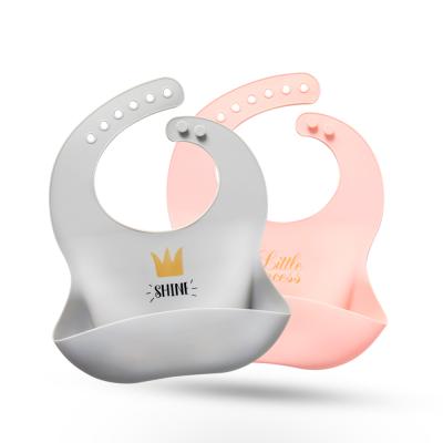 China Viable Wholesale Custom Cute Crown Shape Feeding Bib Waterproof Easily Clean Comfy Cloth For Silicone Baby Bib for sale