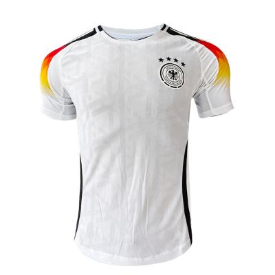 中国 Moisture Wicking Quick Drying SOCCER JERSEY with Your Personalized Football Jersey with Team Names Numbers 販売のため