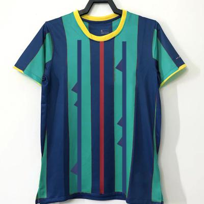 China Blauw Rood Retro van de de Stoffen Retro Voetbal van Voetbaljerseys van de de Uitrustingent-shirt de Mensenvoetbal Jersey Te koop