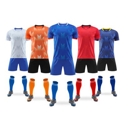 China Customized Team Logo Casual Football Jerseys in 100% Polyester Material for sale