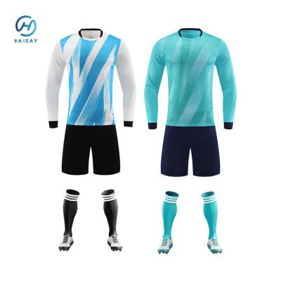 China Bleiben Sie kühl und trocken mit dem leichten Polyester-Gitter-Fußballtrikot in lebendigen Teamfarben zu verkaufen