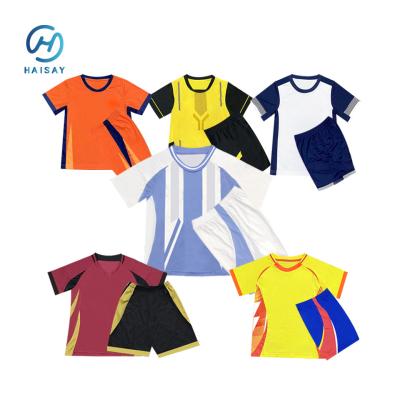 Chine Améliorez vos compétences avec nos maillots de football pour enfants à manches longues à vendre