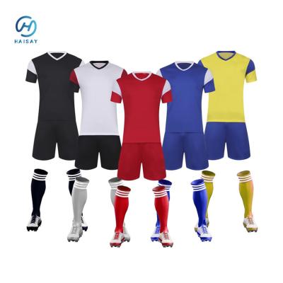 China Customized Football Leisure Wear Suites Sizes L Unleash Your Team's Unique Spirit for sale