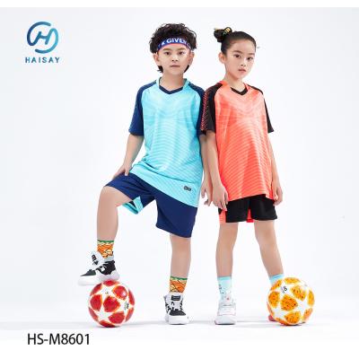 Chine Des maillots de football sur mesure avec nom et numéro résistant à l'humidité durable design élégant 150gm poids du tissu à vendre