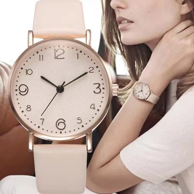 China New Women Luxury Quartz Alloy Watch Ladies Fashion Stainless Steel Dial Casual Bracelet Watch Leather Wristwatch Zegarek Damski à venda