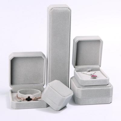 China Factory supply jewelry packaging box small jewelry necklace box direct luxury elegant packaging gift box with logo for sale