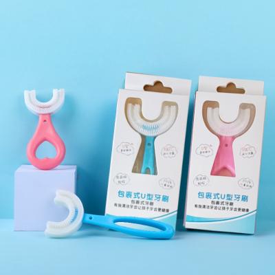 China U Shaped Toothbrush Kids Oral Teeth Cleaning 360 Degree Food Grade Silicone Toothbrush Baby Design for sale