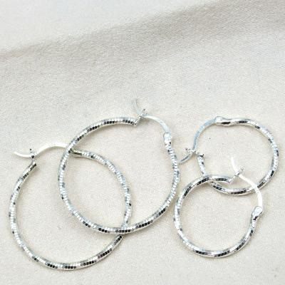 China FASHIONABLE Wholesale 925 Silver Diamond Cut Twist Hoop Earrings for sale