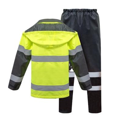 China Sale 100% Waterproof Warm Reflective Raincoat Safety Waterproof Jacket for sale