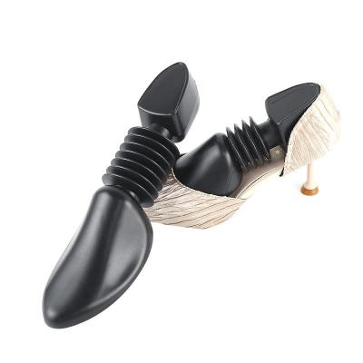 China Eco-friendly Mens Custom Shoe Trees Accessories For Shoes Black Adjustable Plastic Shoe Trees for sale