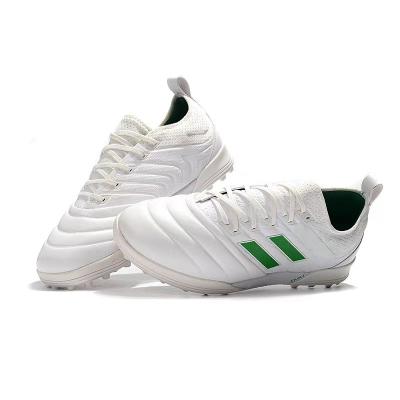 China Comfortable Durable Fashion And Soccer Shorts Cleat Soccer Training Shoes For Mens Soccer Shoes Soccer Safety Shoes for sale