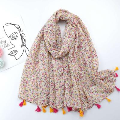 China New Fashion Viscous Flower Printing Scarves Shawls WA220032 for sale