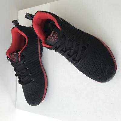 China Fujian xingshen fashion trend the lightweight sportswear shoes 2022 hot sneakers for sale