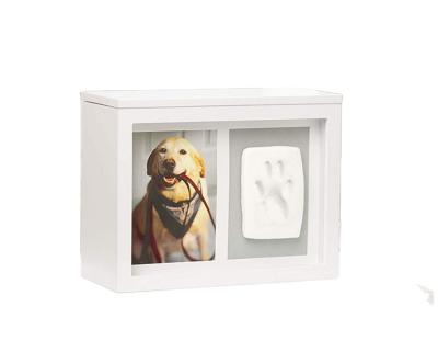 China Sustainable high quality wholesale custom wooden pet cremation urns mini for sale