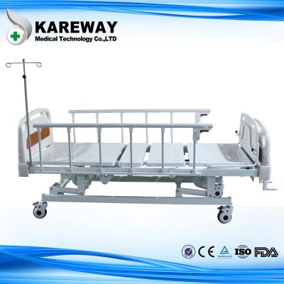 China Aluminum Side Rails Manual Hospital Bed 3 Cranks with Dining Table for Private Hospital for sale