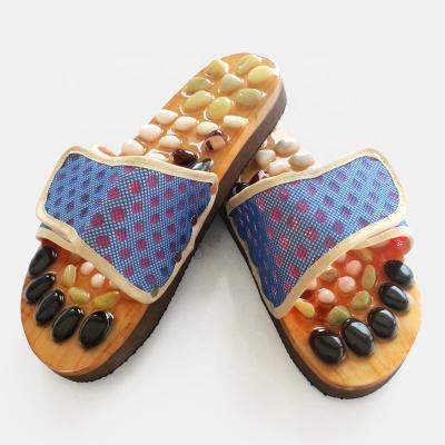 China Wooden Open-Toe Massage Slipper Foot Care With Stones for sale